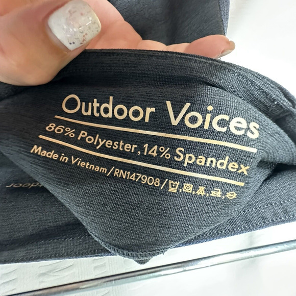 Outdoor Voices Leggings Womens Medium Blue Black Two Tone Crop Workout Gym - Picture 8 of 12